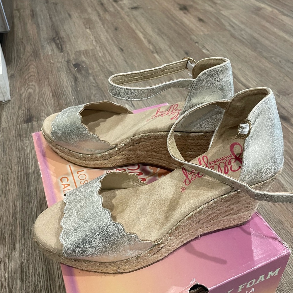 Jellypop Women's Shimmering Silver Wedge Sandals
